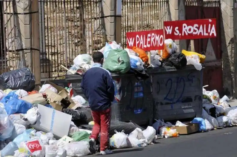 IMMONDIZIA PALERMO