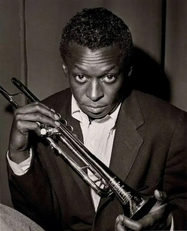 MILES DAVIS