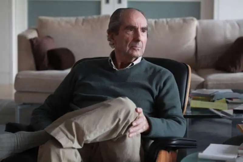 PHILIP ROTH