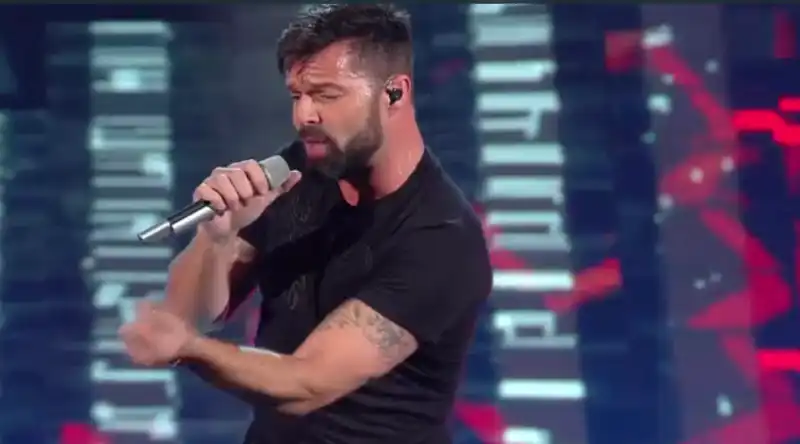 RICKY MARTIN