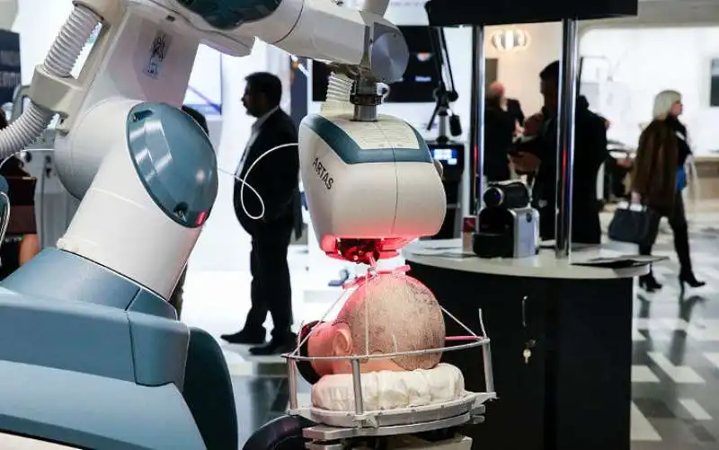 ROBOT E MEDICINA