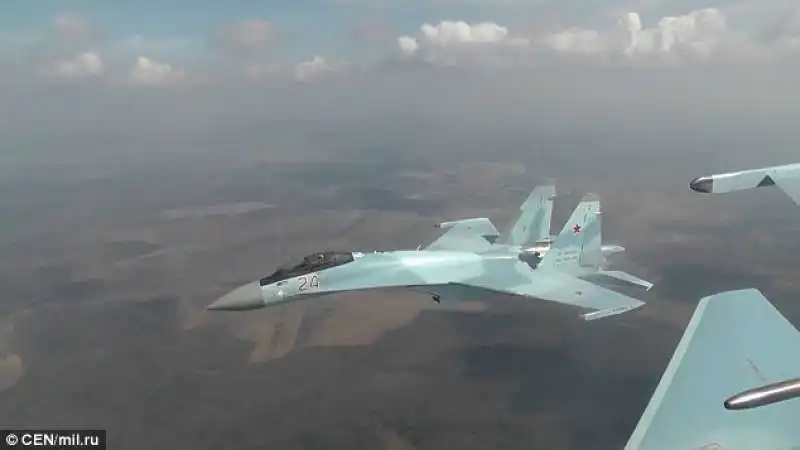 su 35 in azione