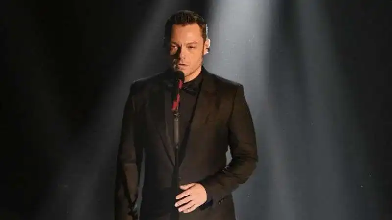 TIZIANO FERRO