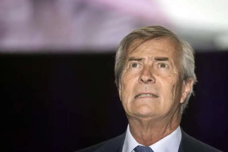 vincent  bollore