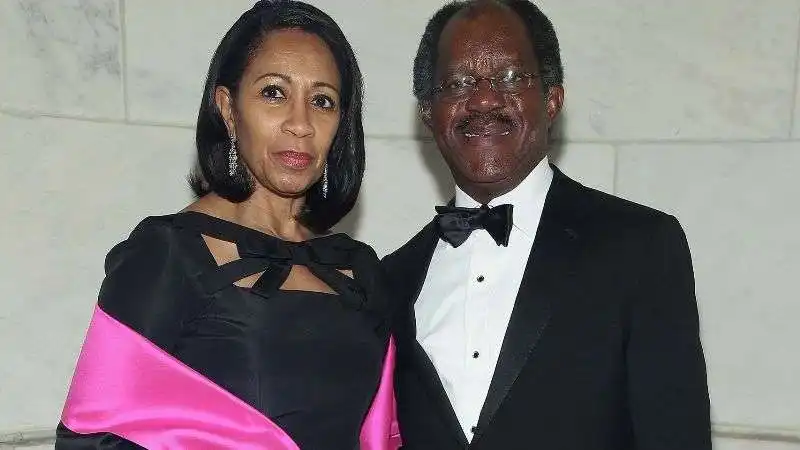 adebayo ogunlesi e moglie amelia