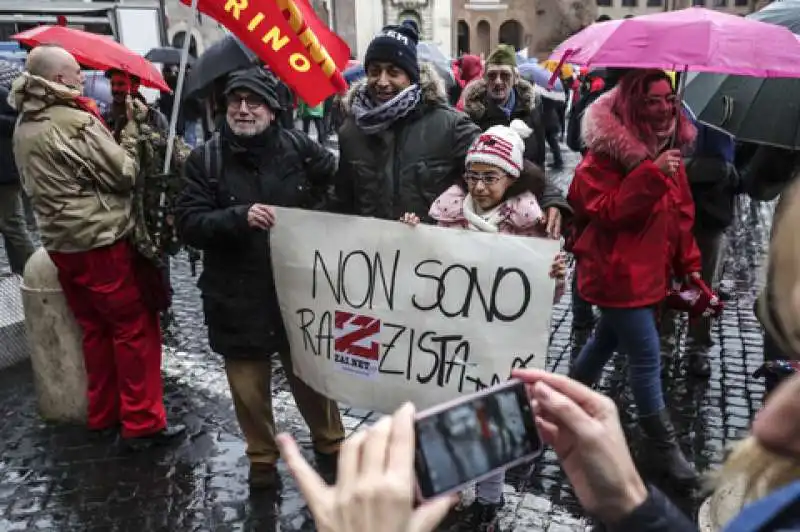 corteo antifascista a roma  3