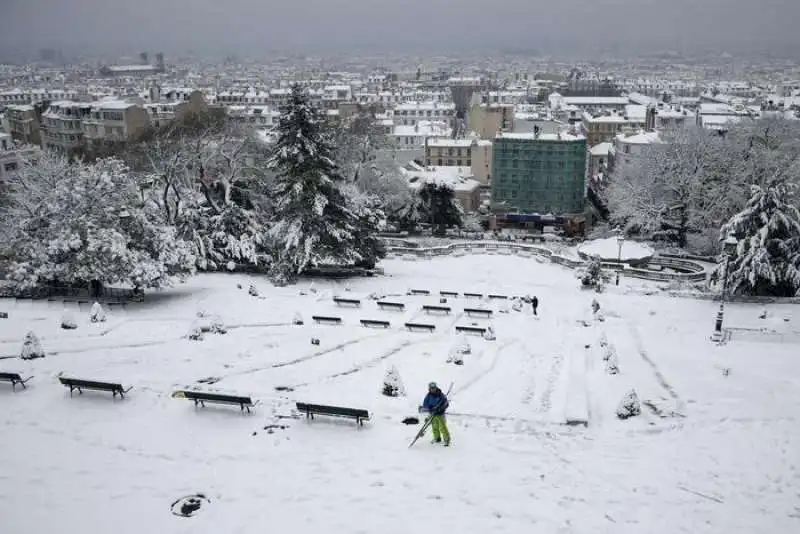 francia sotto la neve  