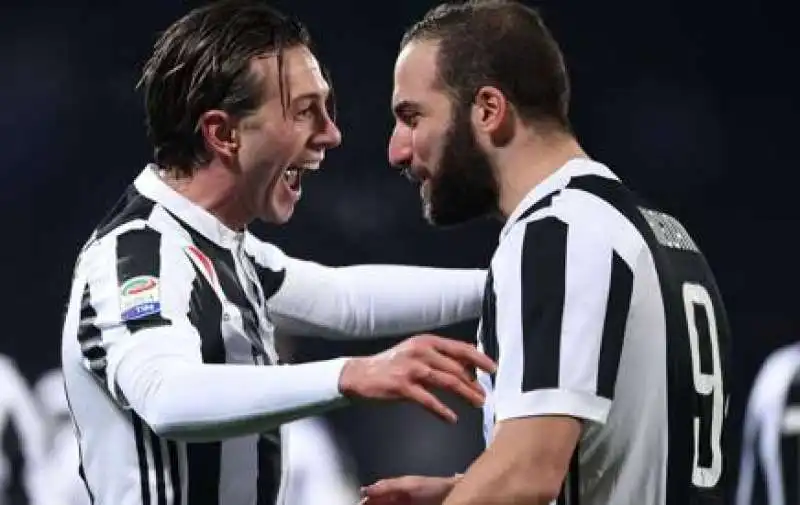 higuain bernardeschi