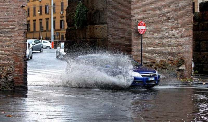 pioggia a roma