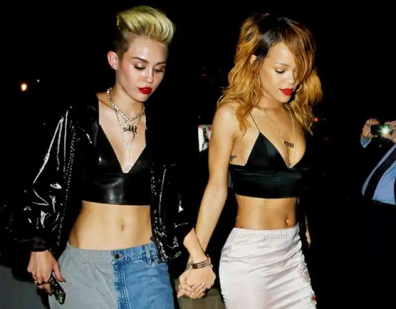 rihanna miley cyrus 1