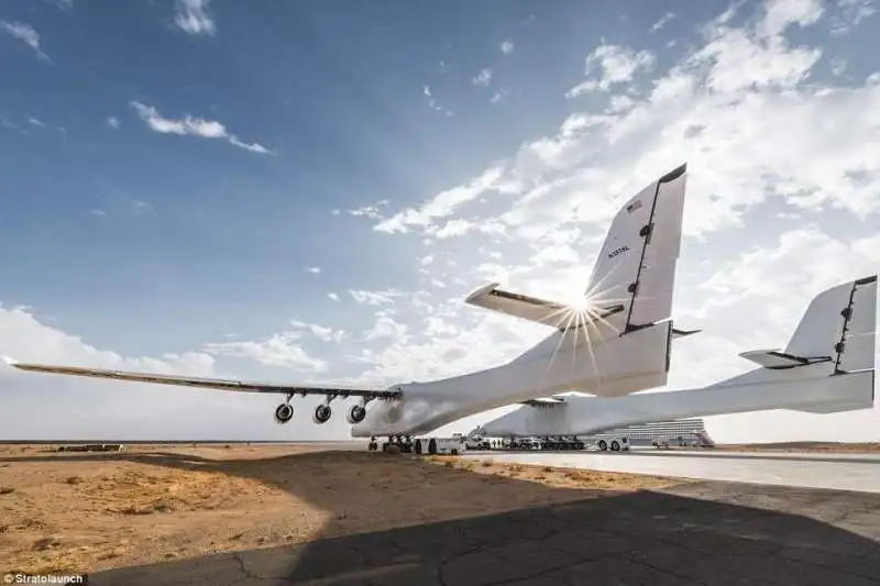 stratolaunch 10