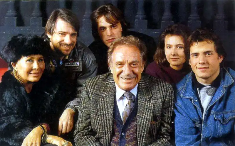 ugo tognazzi con la sua famiglia 