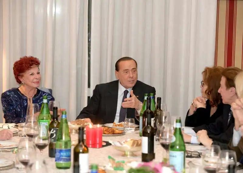 anna maria quattrini, silvio berlusconi e valeria fabrizi   ph brel genovese 1