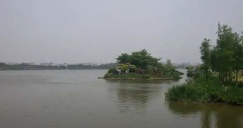 baiyun lake park