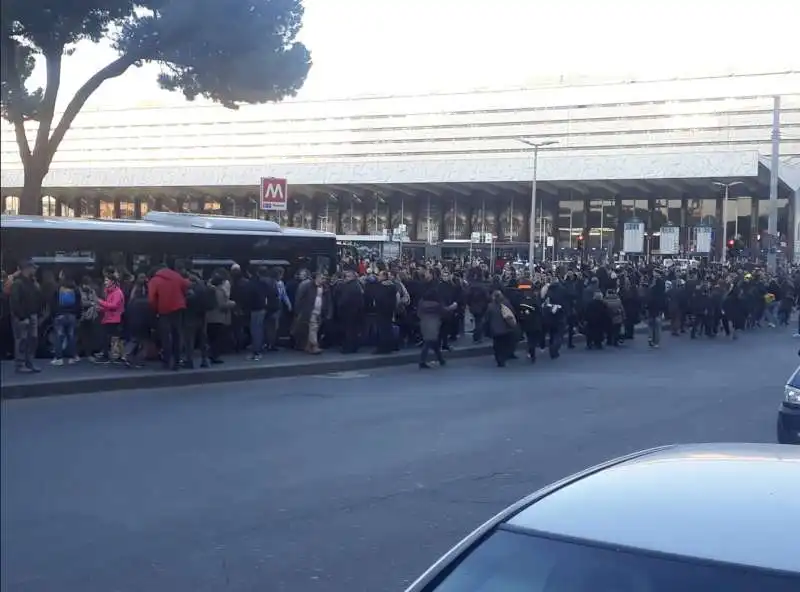 caos trasporti a roma 1