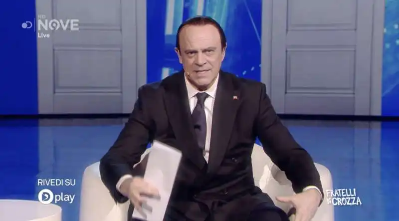 crozza imita berlusconi 2