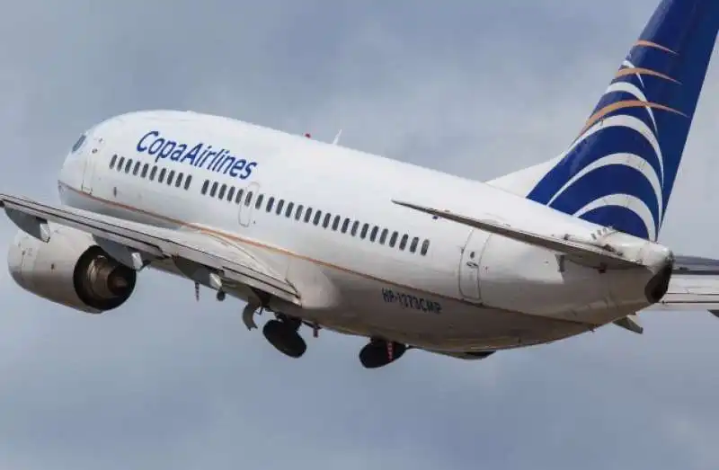 fiamme motore copa airlines 4