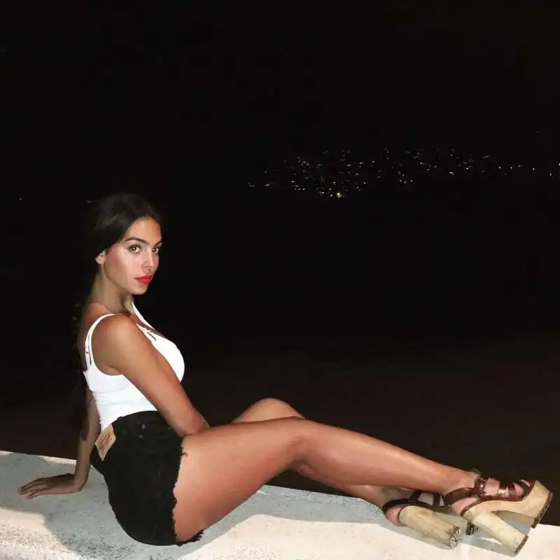 georgina rodriguez 13