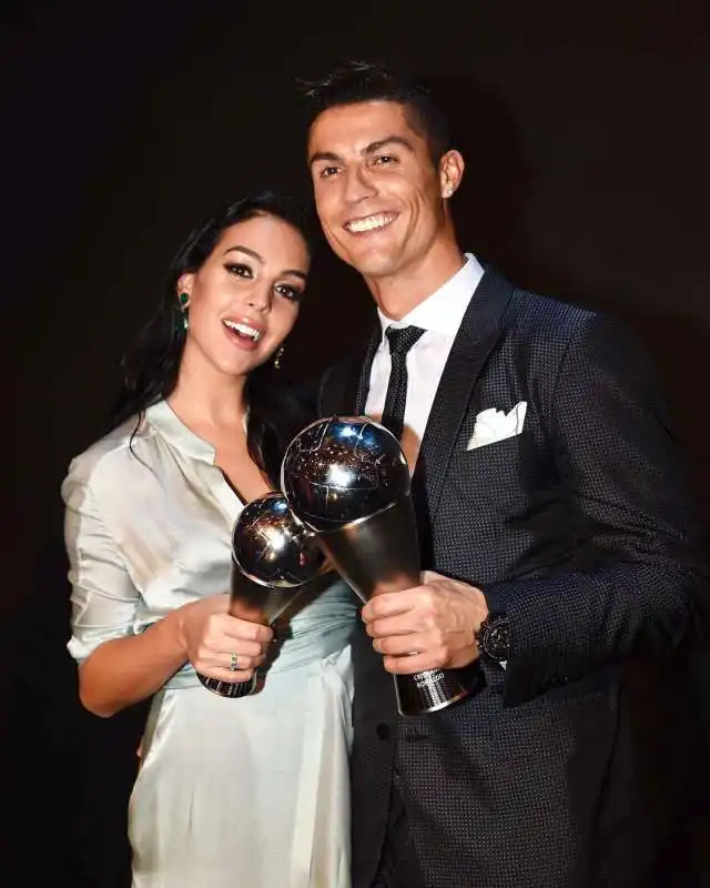 georgina rodriguez cristiano ronaldo 2