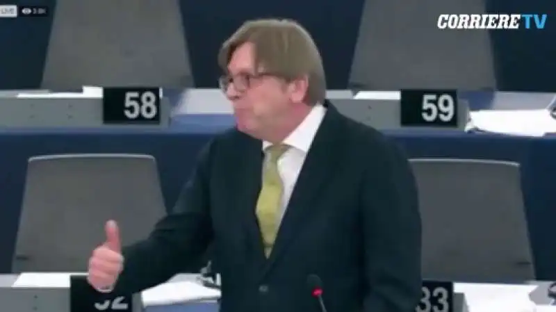 Guy Verhofstadt contro Giuseppe Conte 