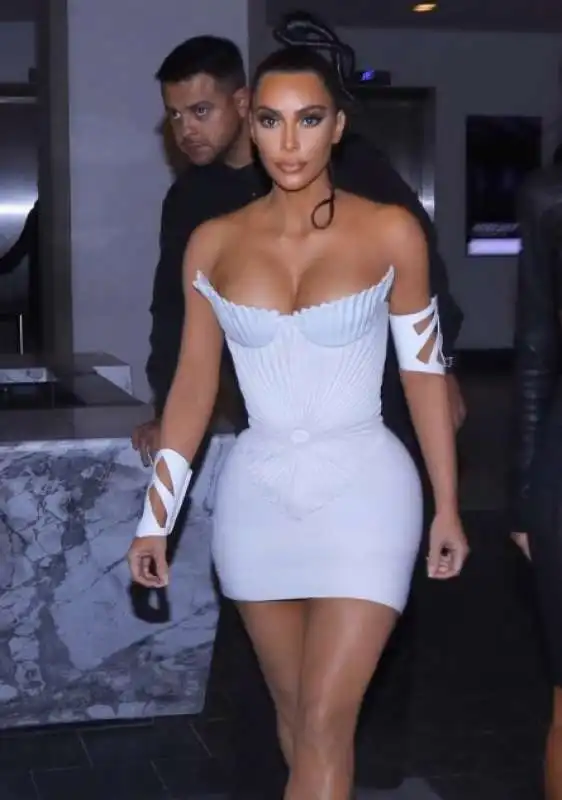 kim kardashian 8