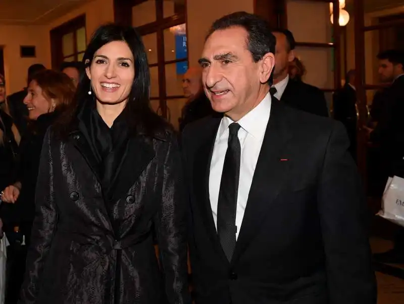 la sindaca virginia raggi e carlo fuortes