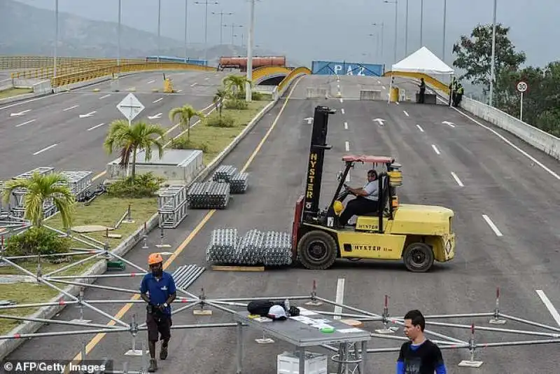 lavori per il venezuela live aid di richard branson 1