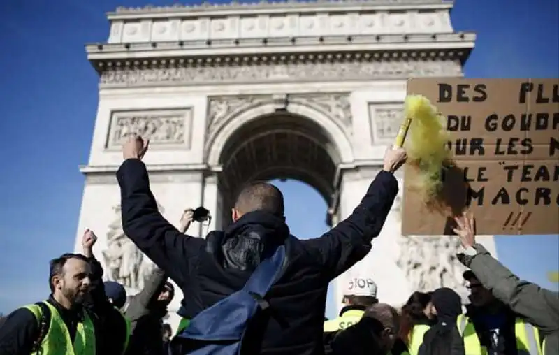 le proteste dei gilet gialli   quattordicesimo atto 9