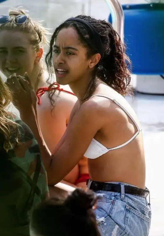 malia obama 2