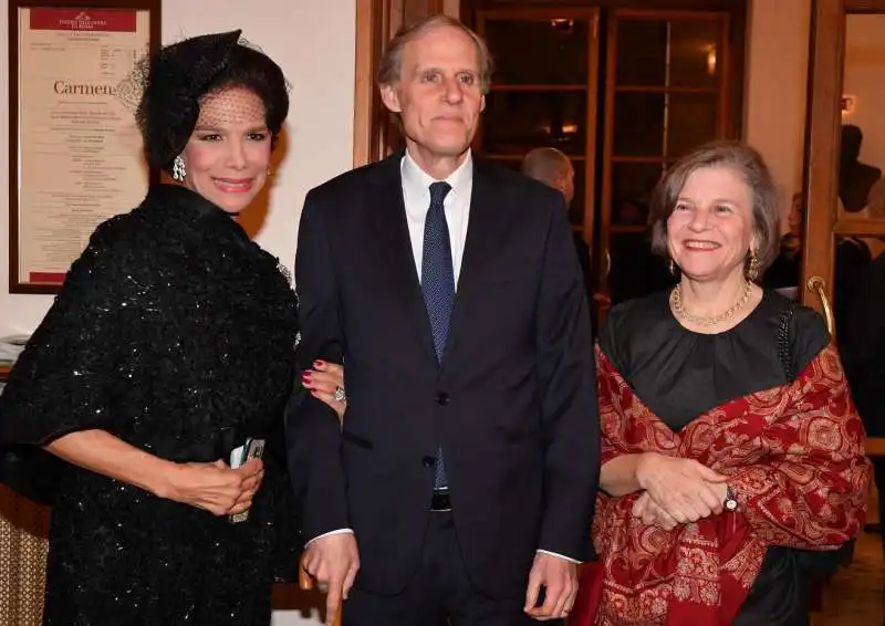 marisela federici con l ambasciatore francese christian masset e la moglie helene