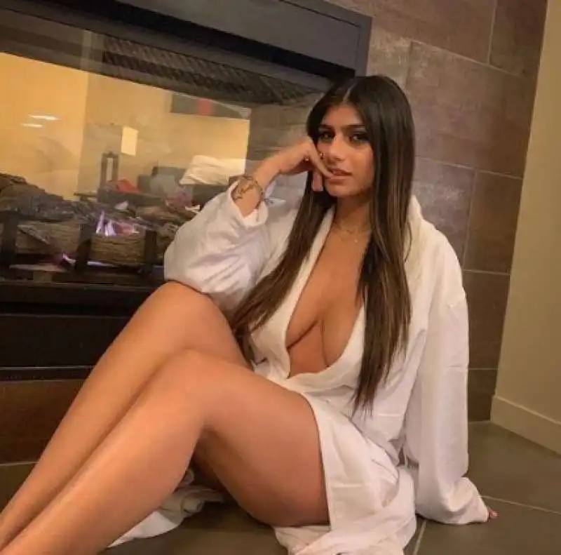 mia khalifa 3