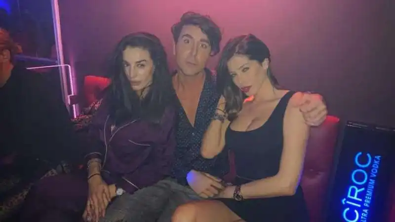 patrizia bonetti, matteo evandro e aida yespica 