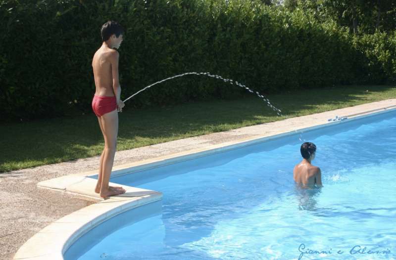 pipi' piscina 7