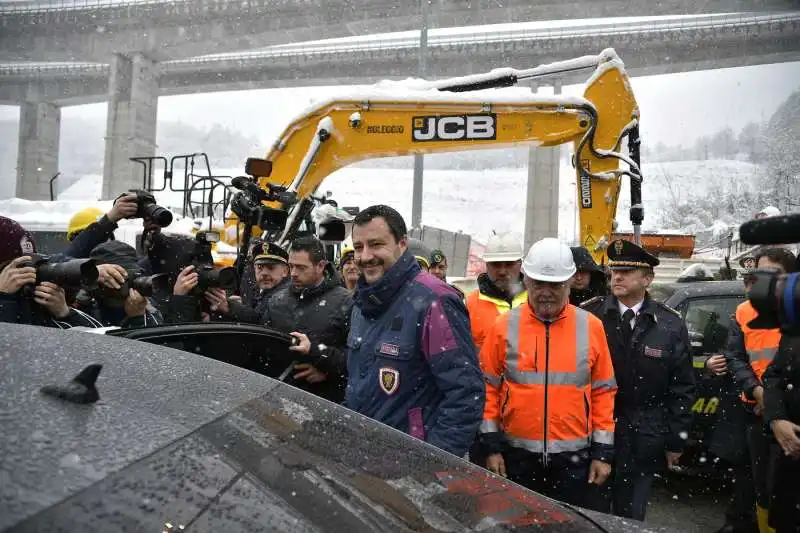 salvini visita il cantiere tav di chiomonte 10