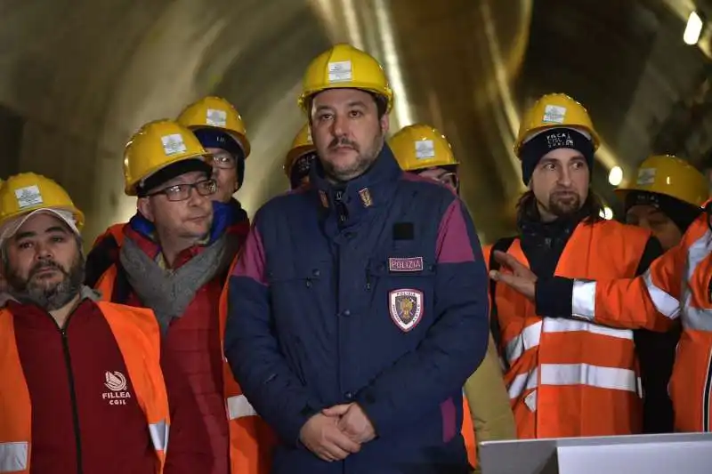 salvini visita il cantiere tav di chiomonte 16