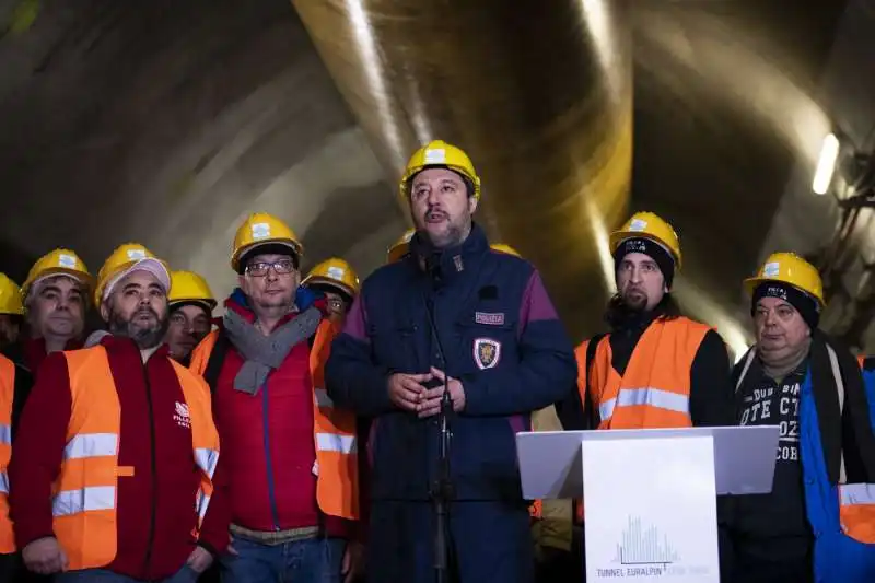 salvini visita il cantiere tav di chiomonte 18