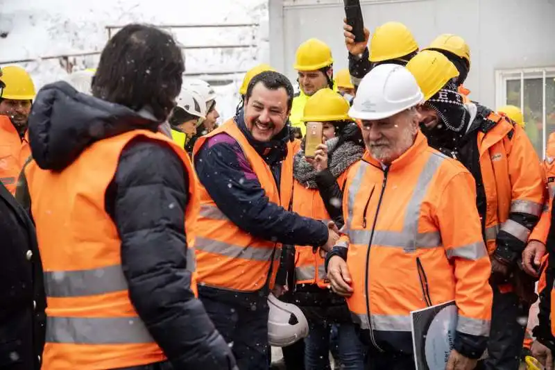 salvini visita il cantiere tav di chiomonte 27