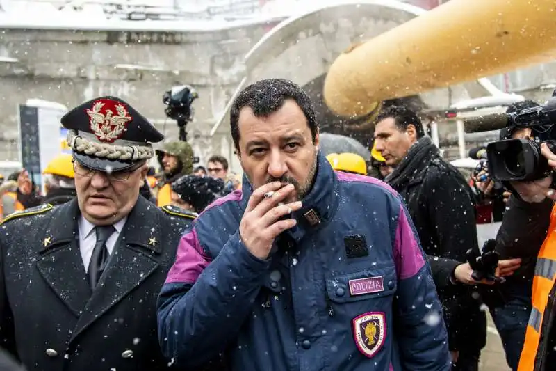 salvini visita il cantiere tav di chiomonte 42