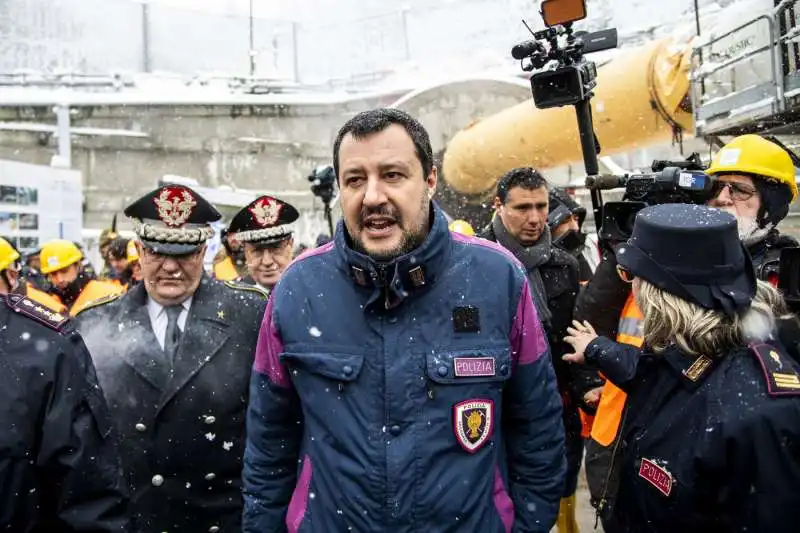 salvini visita il cantiere tav di chiomonte 44