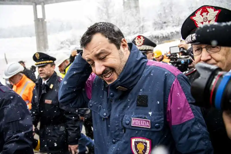 salvini visita il cantiere tav di chiomonte 46