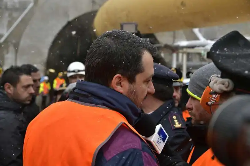 salvini visita il cantiere tav di chiomonte 6