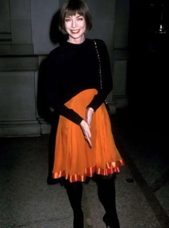 anna wintour  33