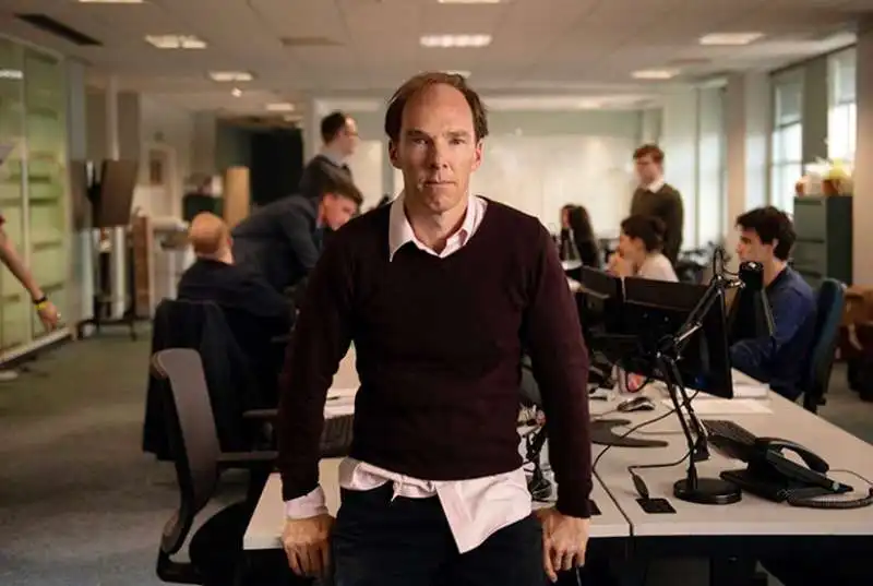 benedict cumberbatch interpreta dominic cummings