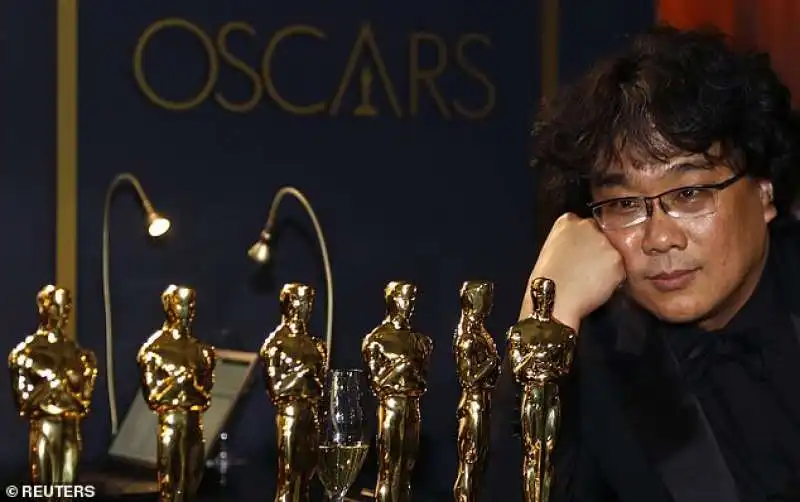 bong joon ho con i suoi oscar