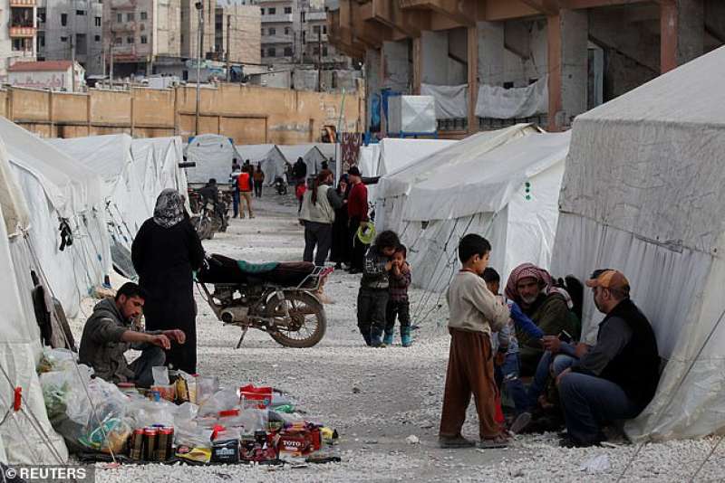 campo rifugiati a idlib