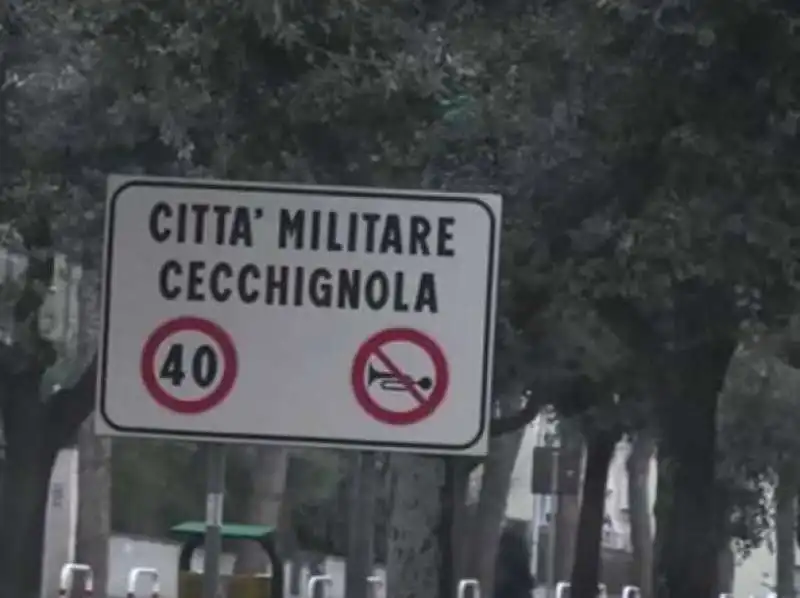 COMPLESSO CECCHIGNOLA ROMA 1