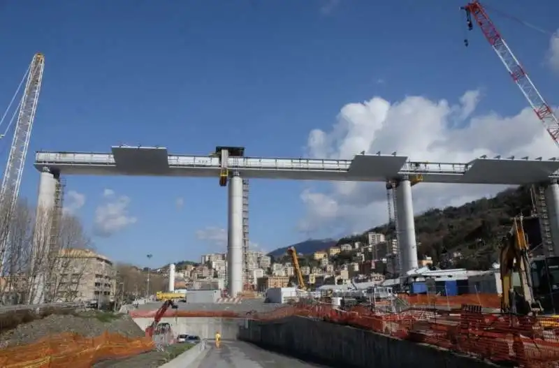 completata l'ultima pila del nuovo ponte di genova 4