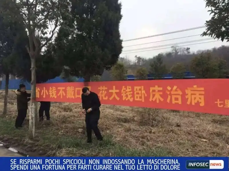 coronavirus   striscioni per strada in cina 8