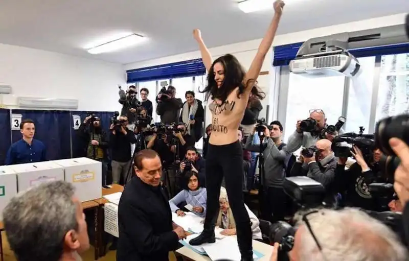 femen contro berlusconi