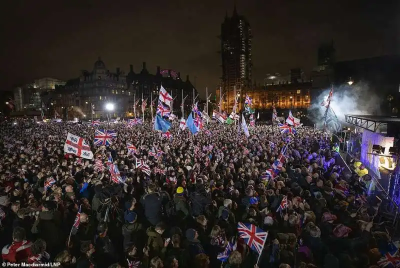 festa in parliament square per la brexit